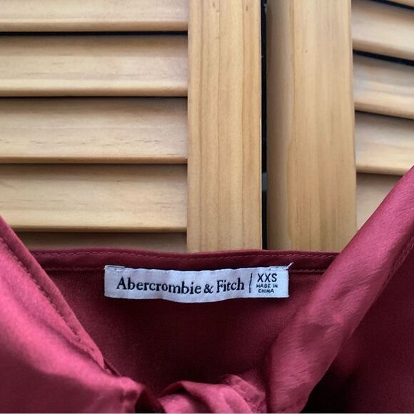 Abercrombie & Fitch Burgundy Tie Tank XXS - Picture 2 of 5